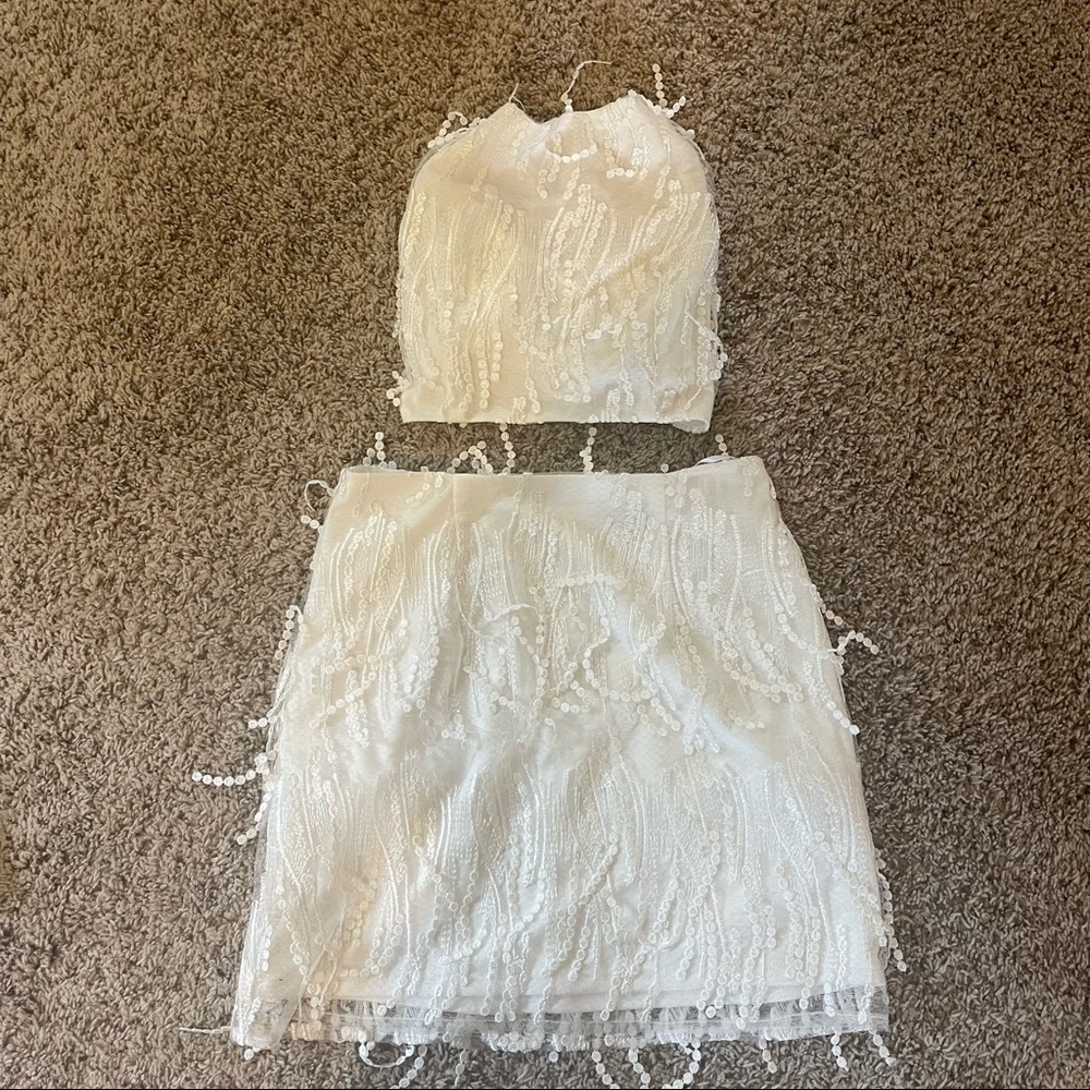 Lulus “dancing in a dream” White Fringe Set Sz Small